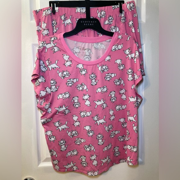 Disney Other - Disney The Aristocats Marie Pajama Set Women Size XL